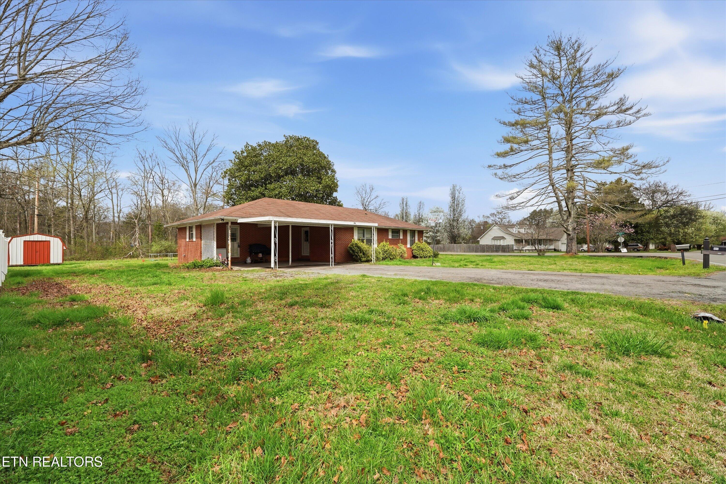 194 Meadowview Lane Decatur, TN 37322 - Photo 26 of 31 26-194 Meadowview Ln 23