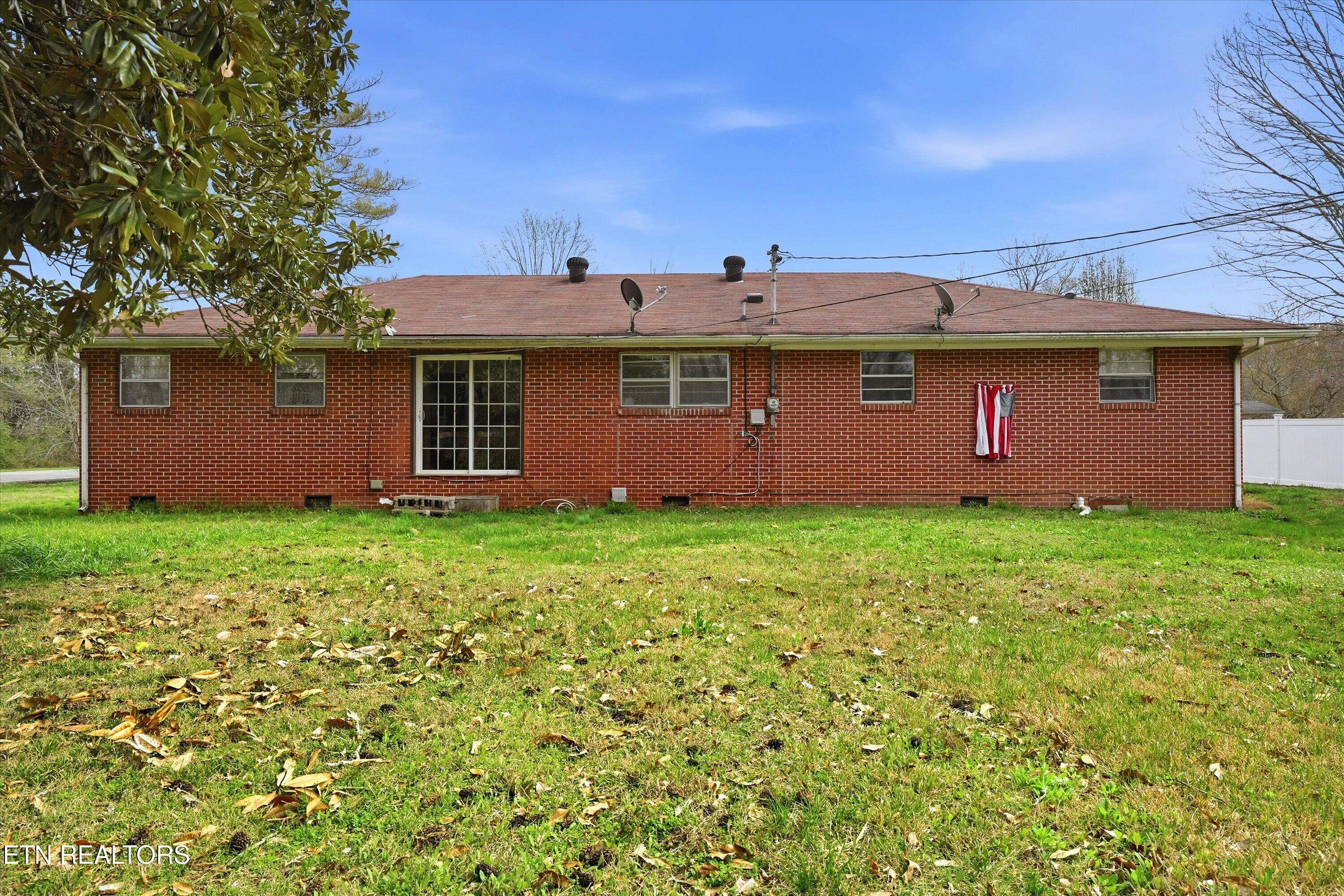 194 Meadowview Lane Decatur, TN 37322 - Photo 27 of 31 27-194 Meadowview Ln 29