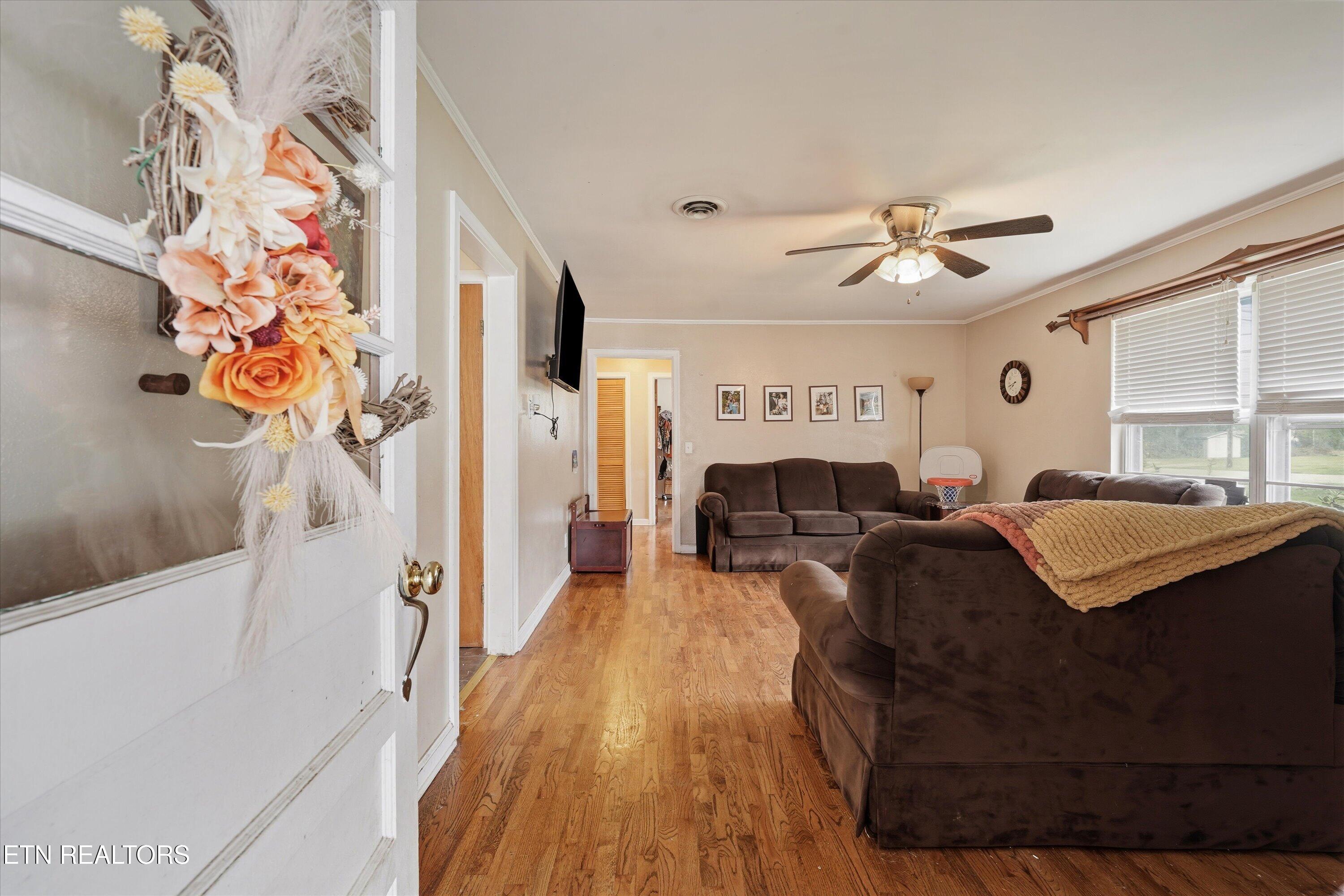 194 Meadowview Lane Decatur, TN 37322 - Photo 5 of 31 05-194 Meadowview Ln 01