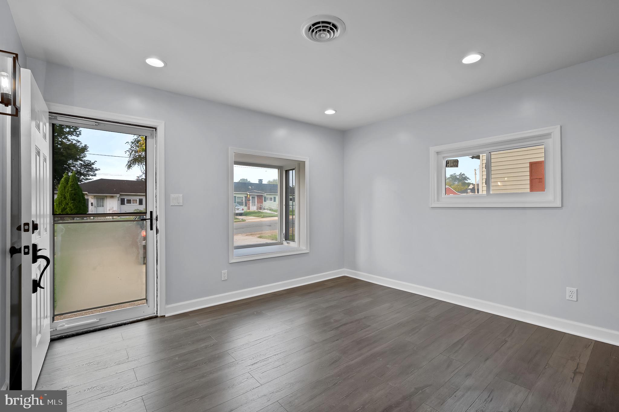 137 Winder Road New Castle, DE 19720 - Photo 4 of 20 Bay Window