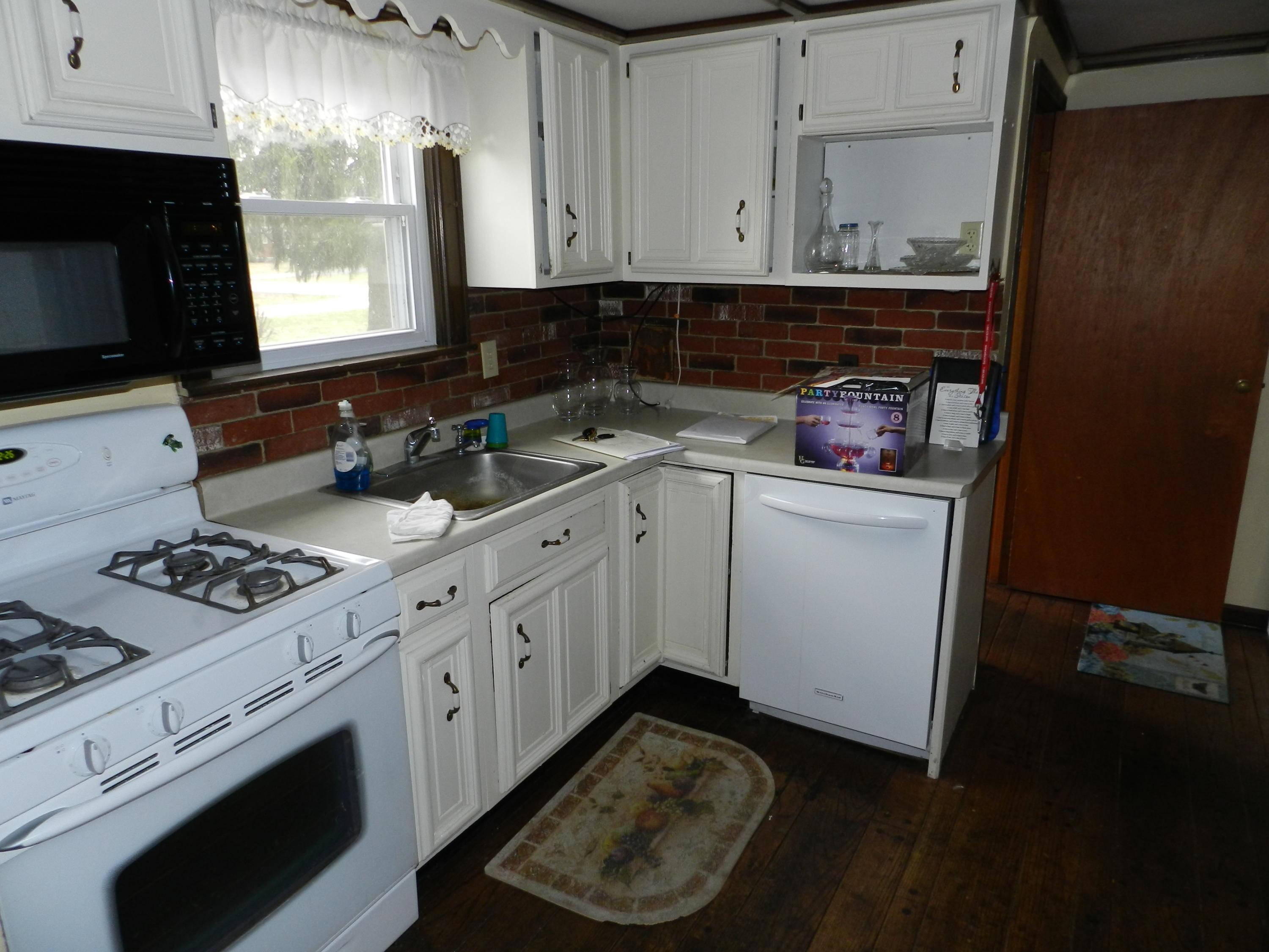 3043 Courtright Road Columbus, OH 43232 - Photo 7 of 19 Gallery Image 7