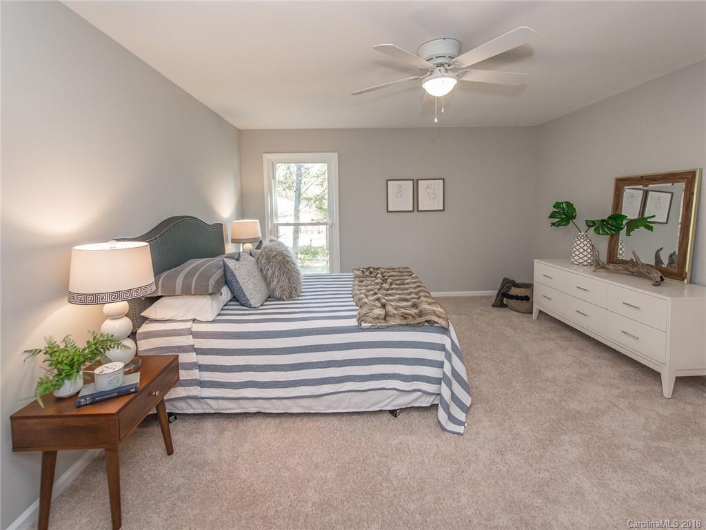 2572 Lake Shore Road South Denver, NC 28037 - Photo 19 of 31 Gallery Image 19