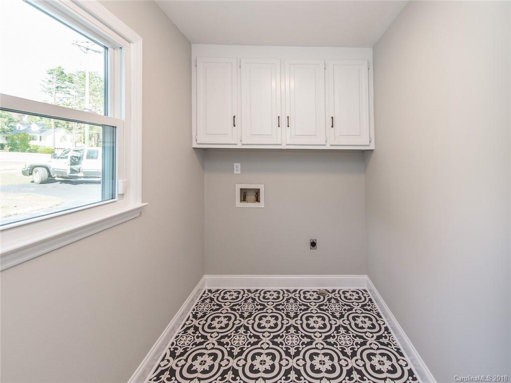 2572 Lake Shore Road South Denver, NC 28037 - Photo 10 of 31 Gallery Image 10