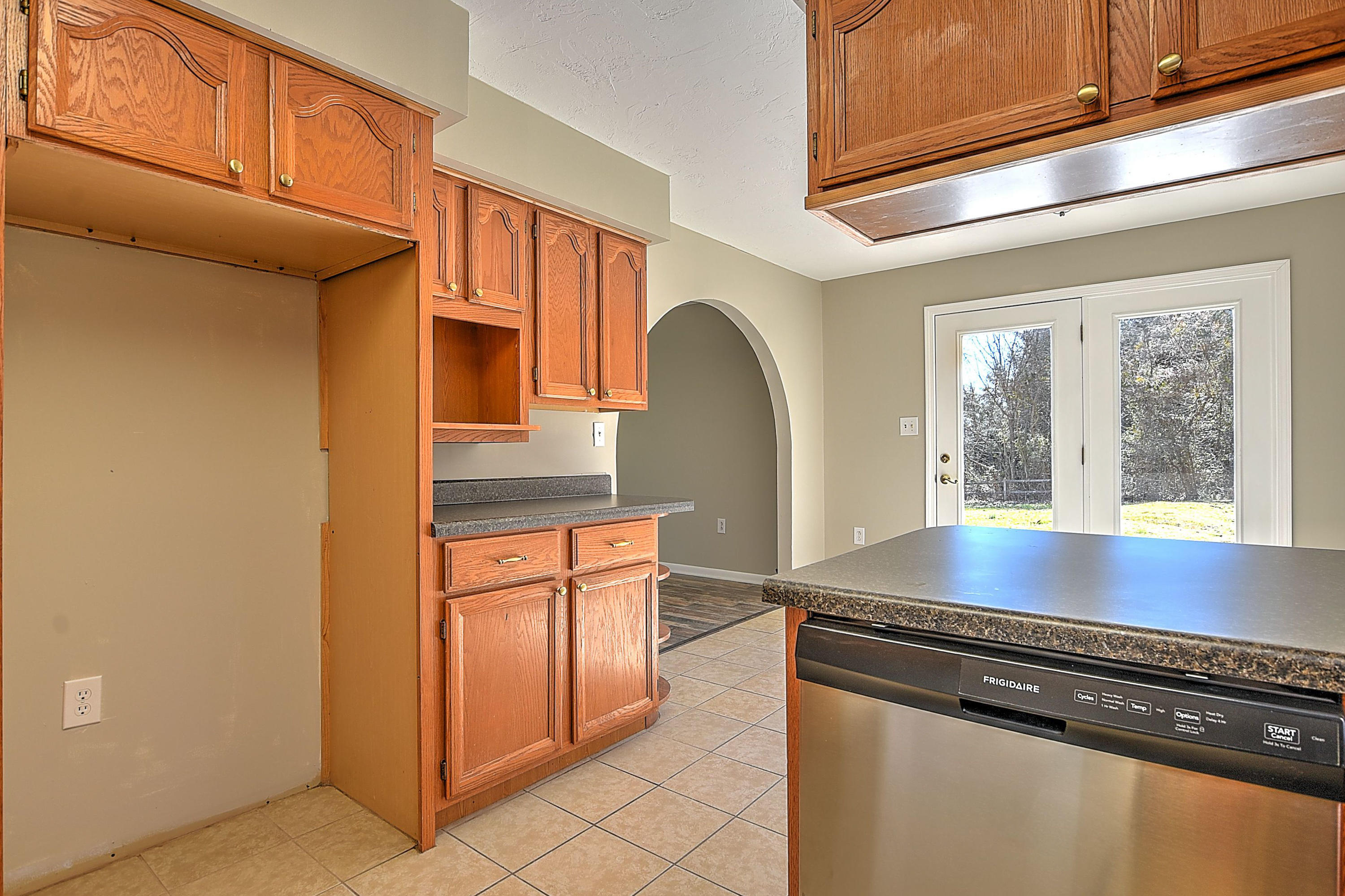 2235 West Pines Road Afton, TN 37616 - Photo 12 of 47 2235 W Pines Rd-12
