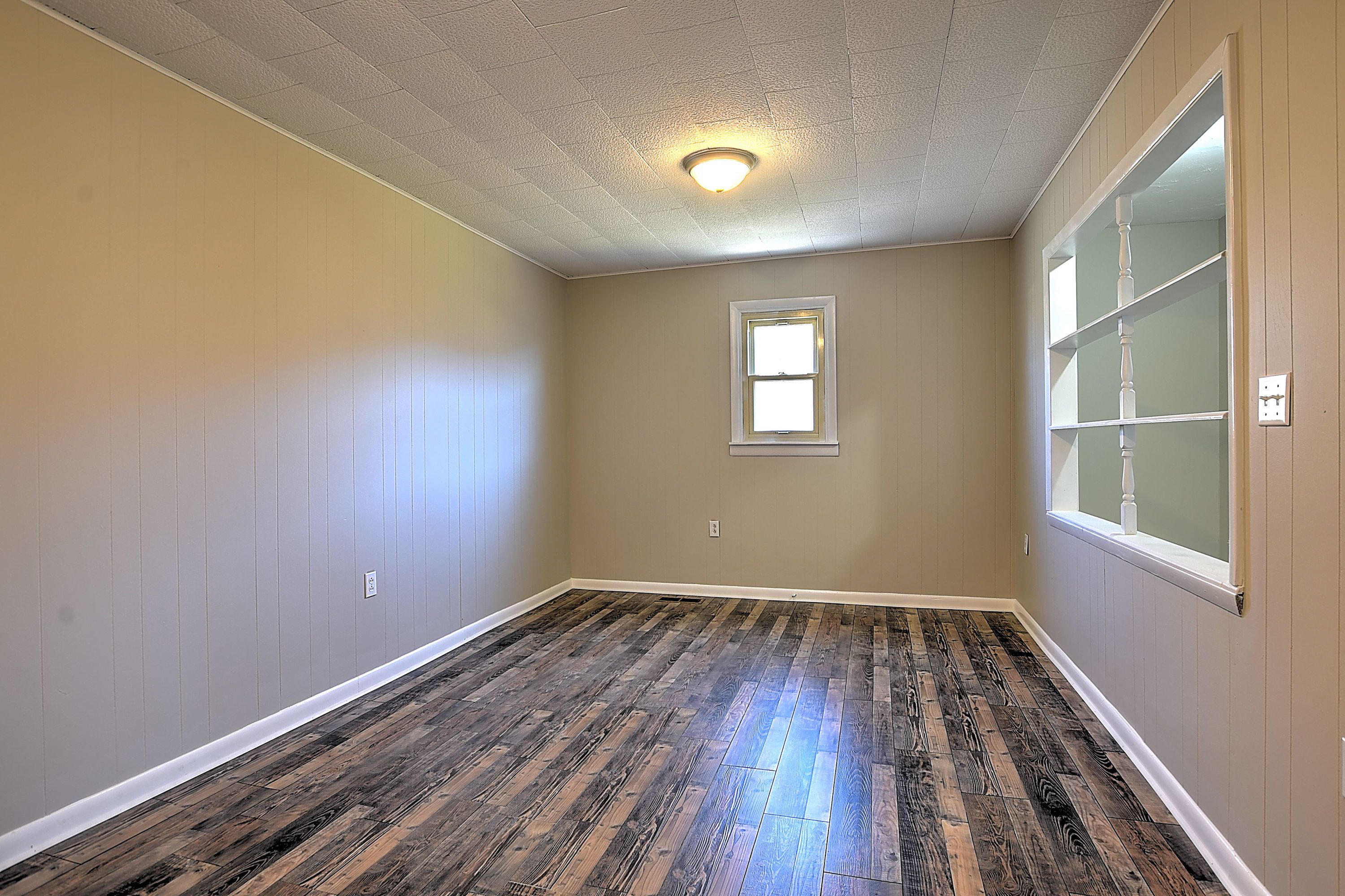 2235 West Pines Road Afton, TN 37616 - Photo 18 of 47 2235 W Pines Rd-18