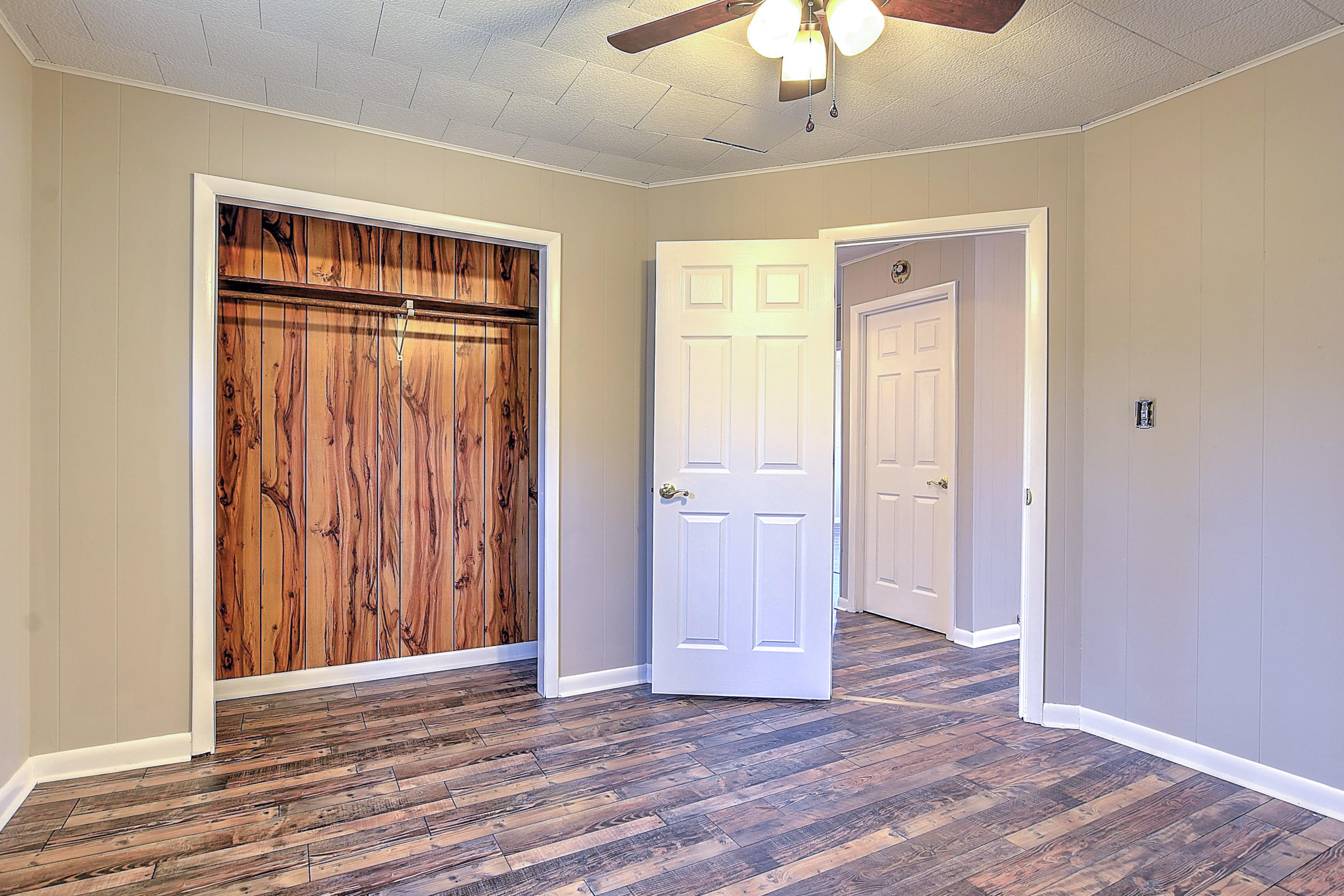 2235 West Pines Road Afton, TN 37616 - Photo 21 of 47 2235 W Pines Rd-21