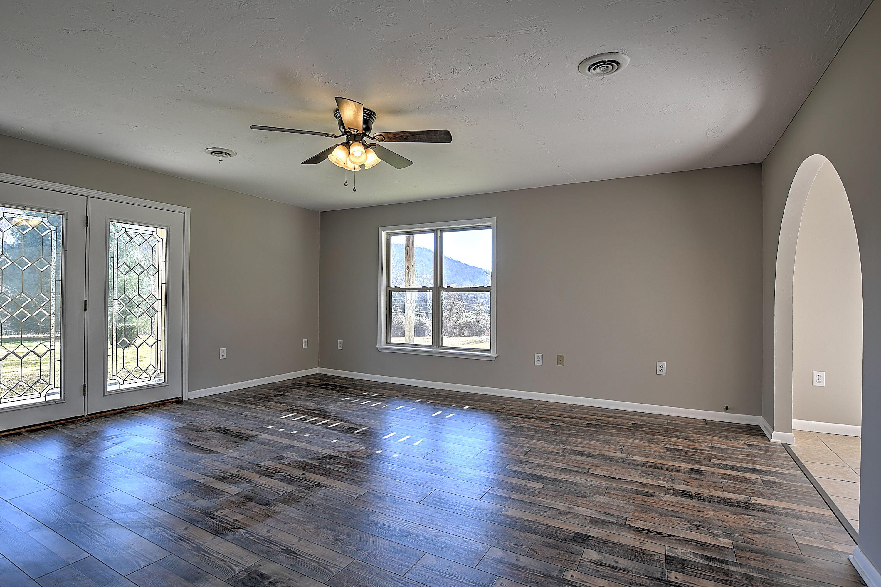 2235 West Pines Road Afton, TN 37616 - Photo 5 of 47 2235 W Pines Rd-5