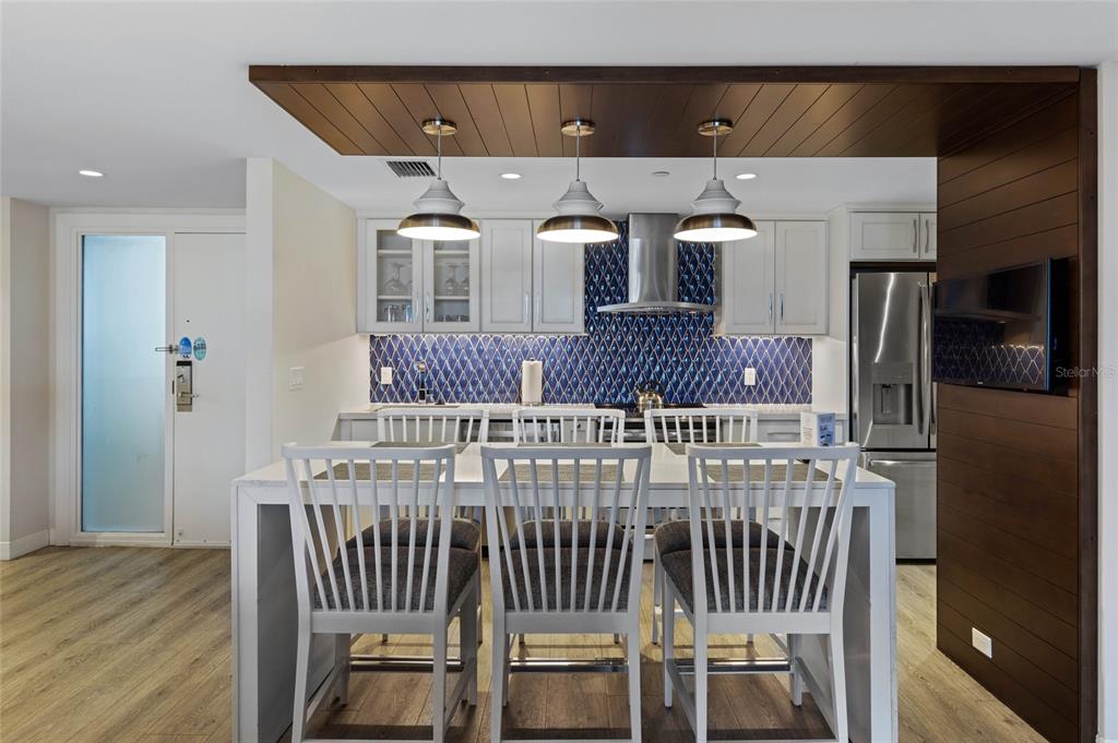 210 Sands Point Road, Unit 2101 Longboat Key, FL 34228 - Photo 14 of 51
