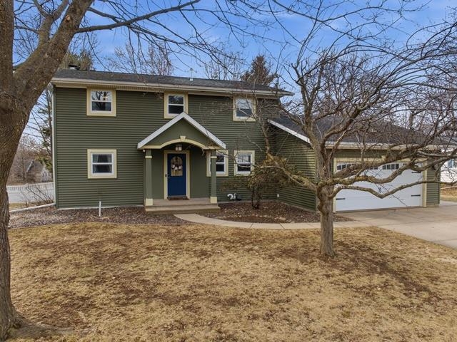 1012 Chapel Street Marshfield, WI 54449 - Photo 3 of 57