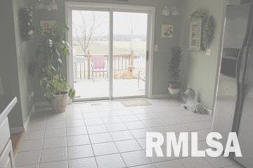 18054 Monroe Road Johnston City, IL 62951 - Photo 5 of 39 Gallery Image 5