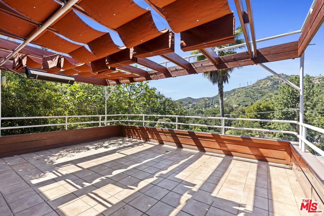 3275 Buckingham Road Glendale, CA 91206 - Photo 21 of 33