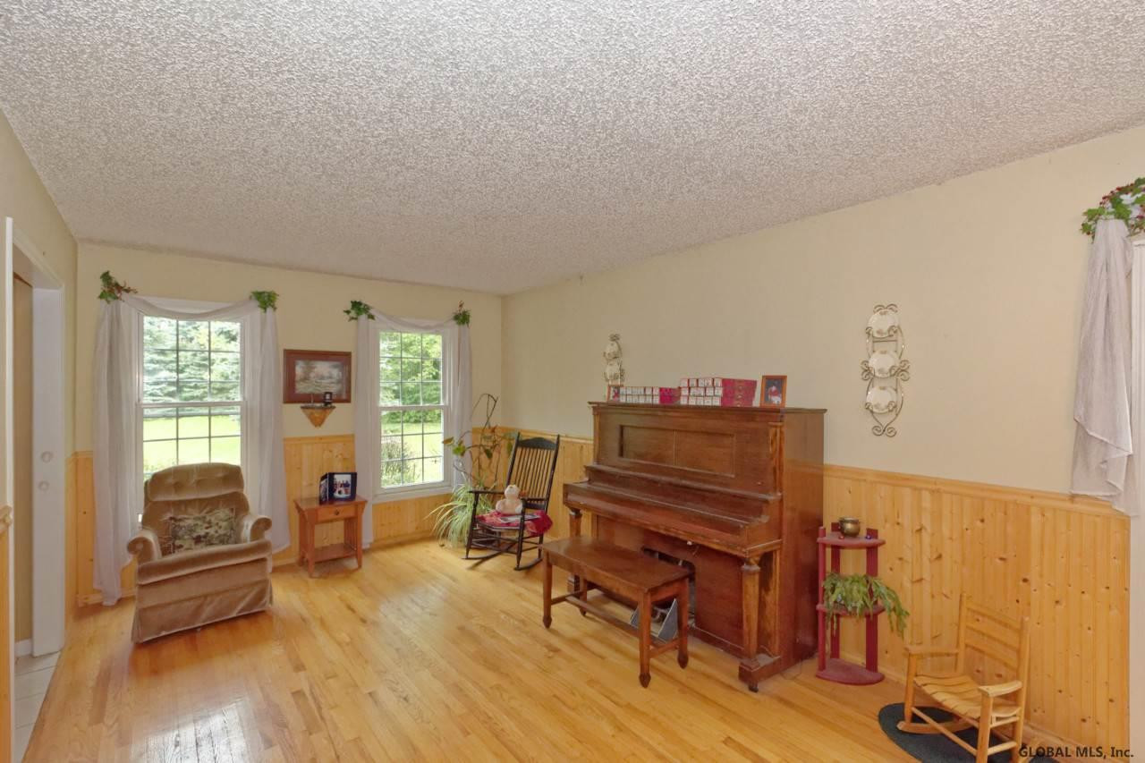 226 Boght Road Colonie, NY 12189 - Photo 13 of 42 Photo 13
