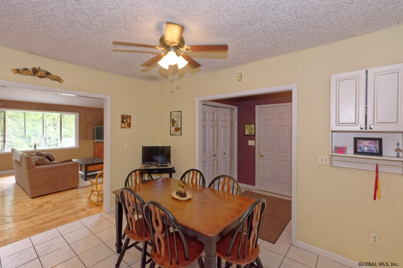 226 Boght Road Colonie, NY 12189 - Photo 18 of 42 Photo 18