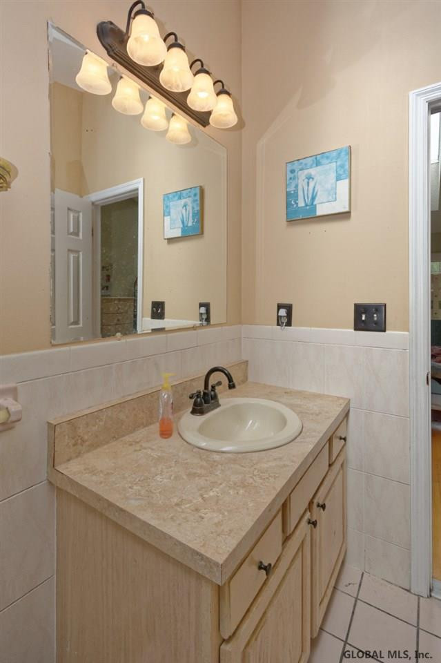 226 Boght Road Colonie, NY 12189 - Photo 25 of 42 Photo 25