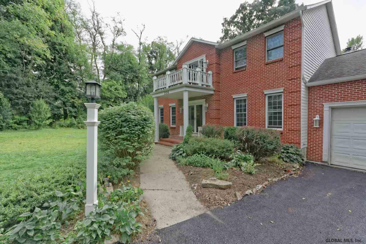 226 Boght Road Colonie, NY 12189 - Photo 4 of 42 Photo 4