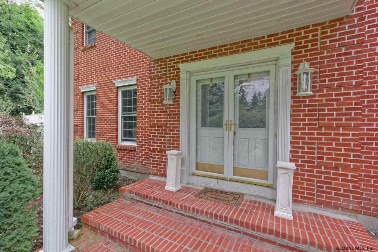 226 Boght Road Colonie, NY 12189 - Photo 5 of 42 Photo 5