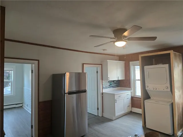 $2,700 | 59 Court Street, Unit 2W, Bristol, RI 02809