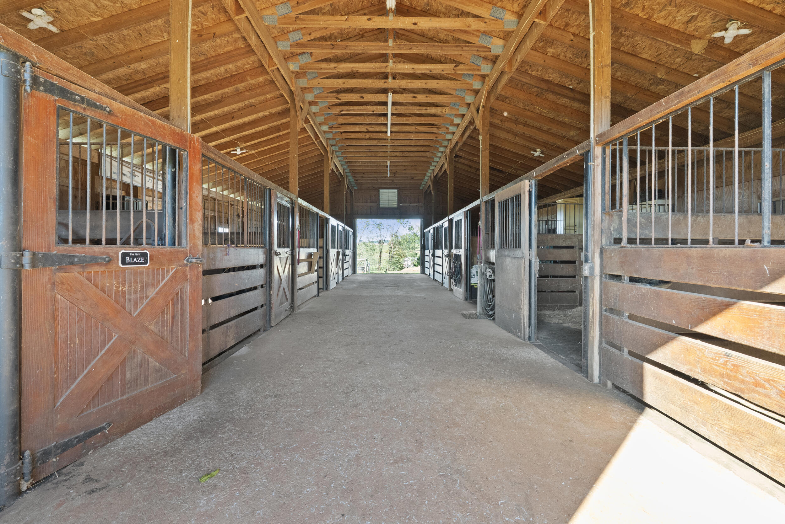 2631 Meadors Spur Road Moneta, VA 24121 - Photo 50 of 87 main hallway of barn