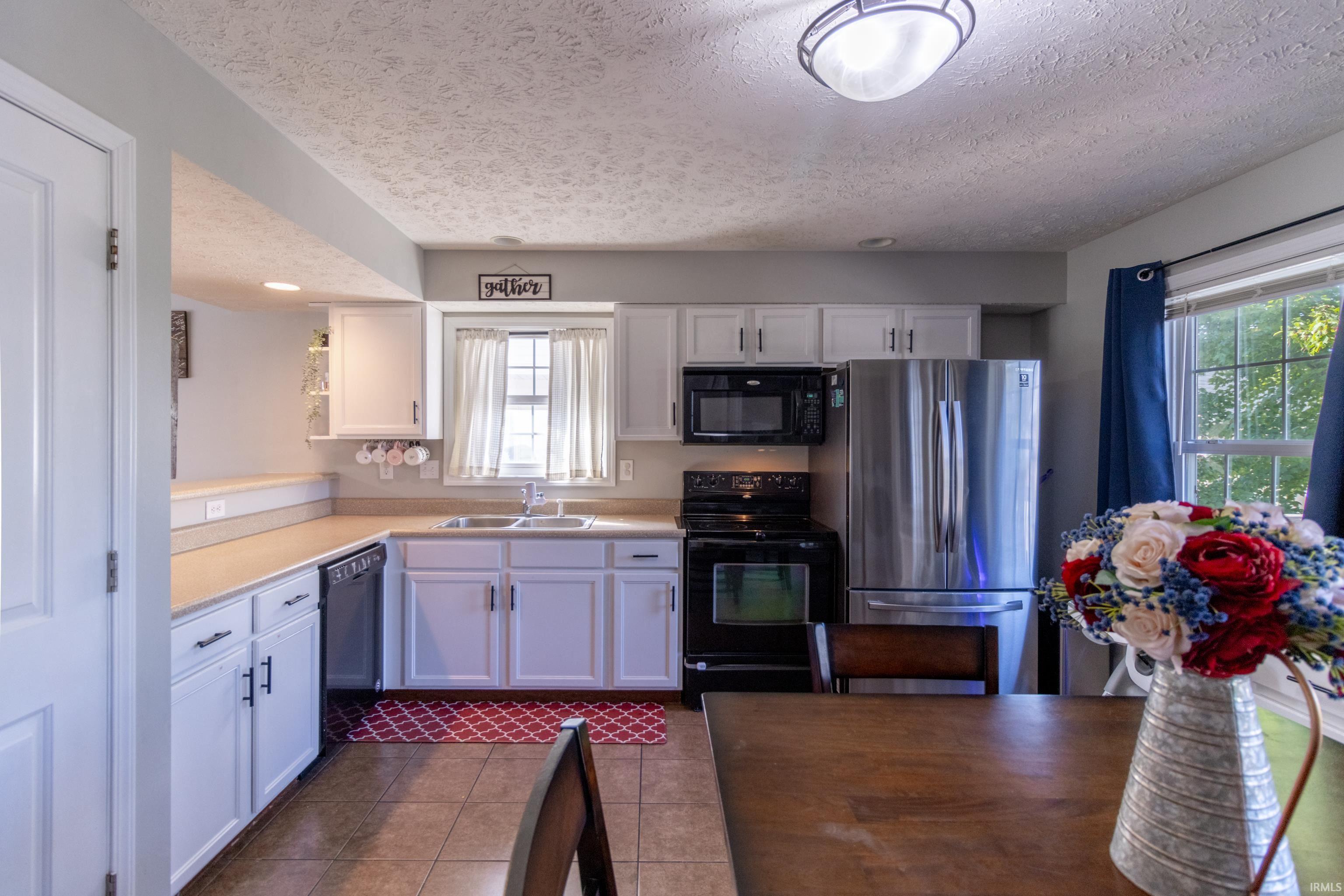 2595 South Addisyn Lane Bloomington, IN 47403 - Photo 9 of 36