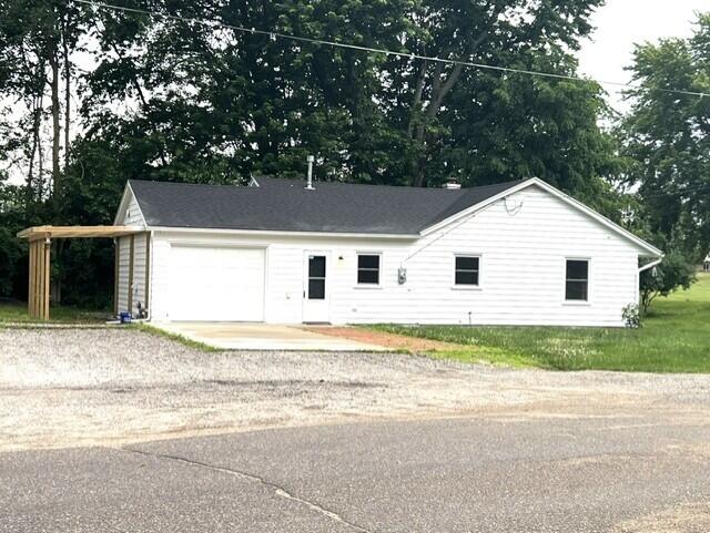 69225 Section Street Edwardsburg, MI 49112 - Photo 2 of 13 side pic of house