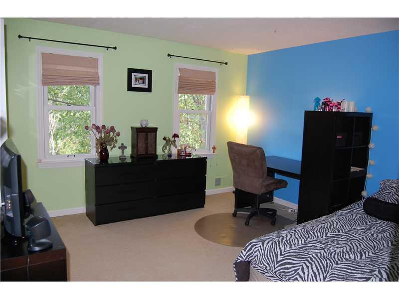 255 Logan Road Gibsonia, PA 15044 - Photo 17 of 23 Bedroom. * ONE OF THE 4 BEDROOMS ON THE UPPER LEVEL
