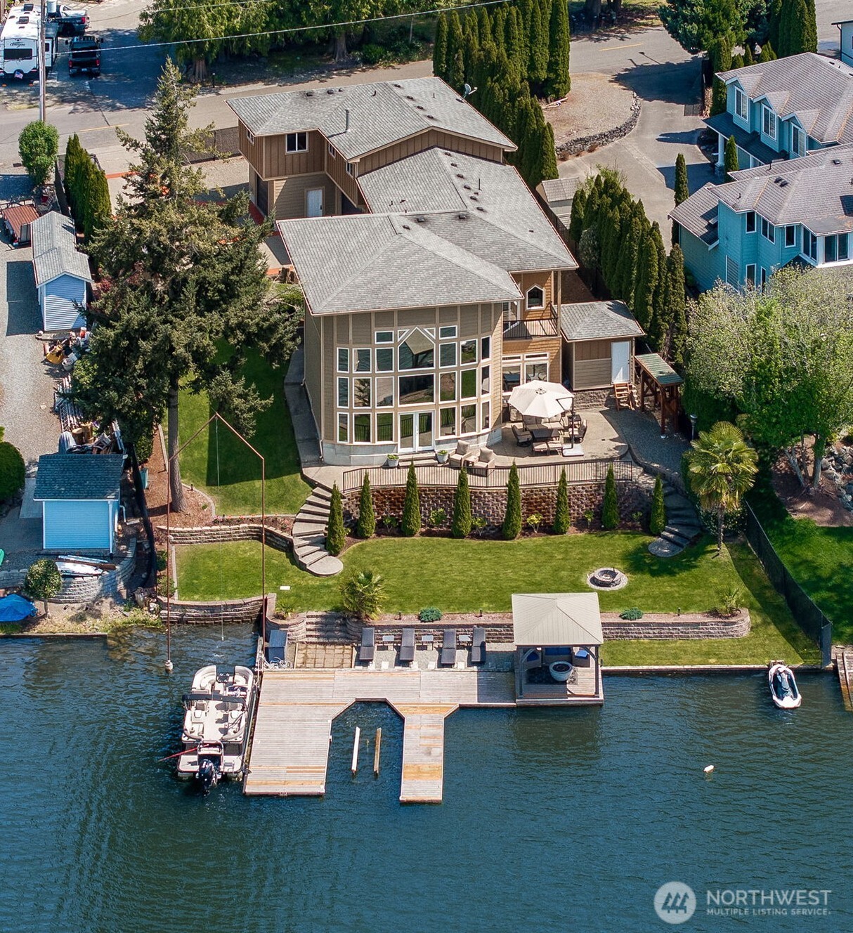 6804 Vandermark Road East Bonney Lake, WA 98391 - Photo 3 of 40