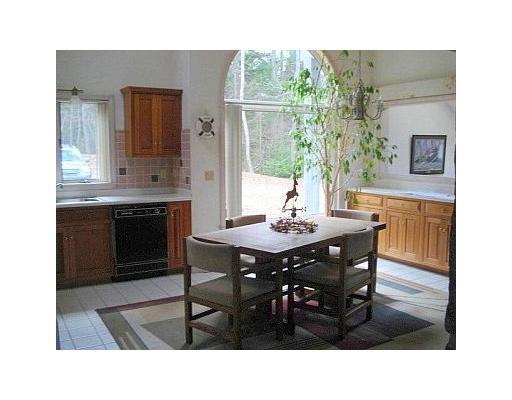 56 Riverlocks Road Kennebunk, ME 04043 - Photo 5 of 20 Kitchen. Dining Area