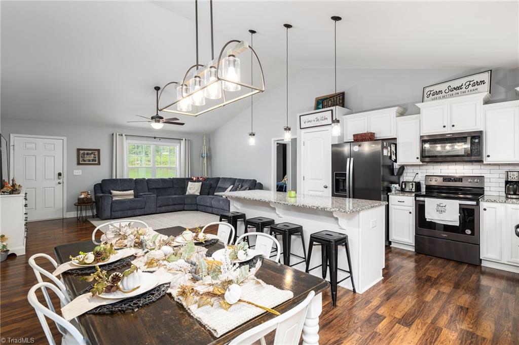 444 Price Farm Road Stokesdale, NC 27357 - Photo 11 of 25 Gallery Image 11