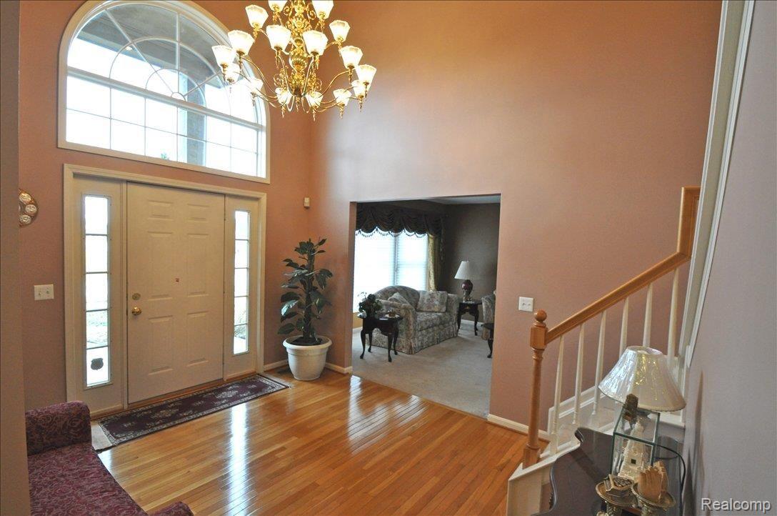 Awesome  Foyer