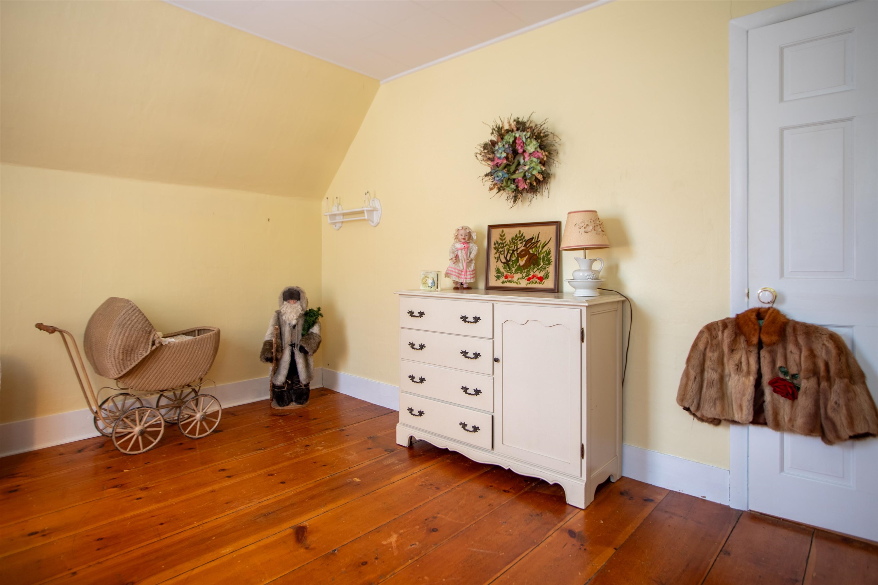 10 Acre Street Epping, NH 03042 - Photo 11 of 25