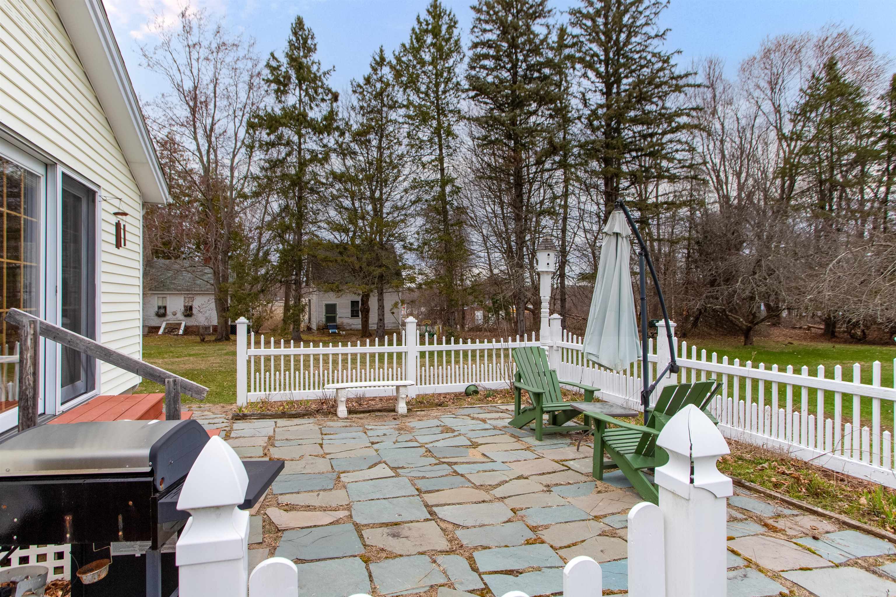 10 Acre Street Epping, NH 03042 - Photo 17 of 25