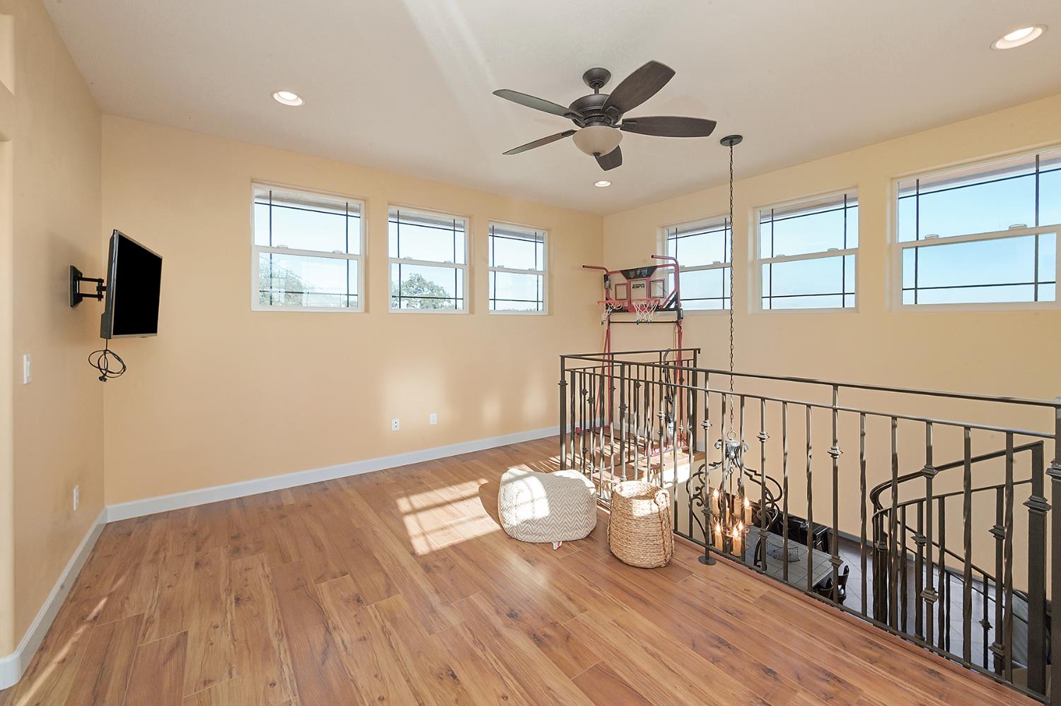 6801 Sagittarius Road Placerville, CA 95667 - Photo 32 of 46 Loft Area. Perfect for the Kids