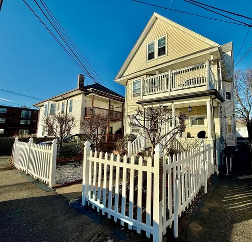 $2,350 | 10 Clark Street, Unit 3, Quincy, MA 02171