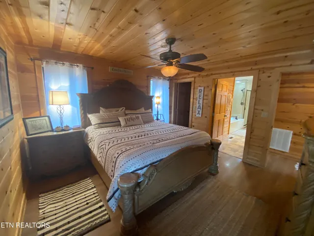 $899,900 | 2440 Breezy Road, Sevierville, TN 37876