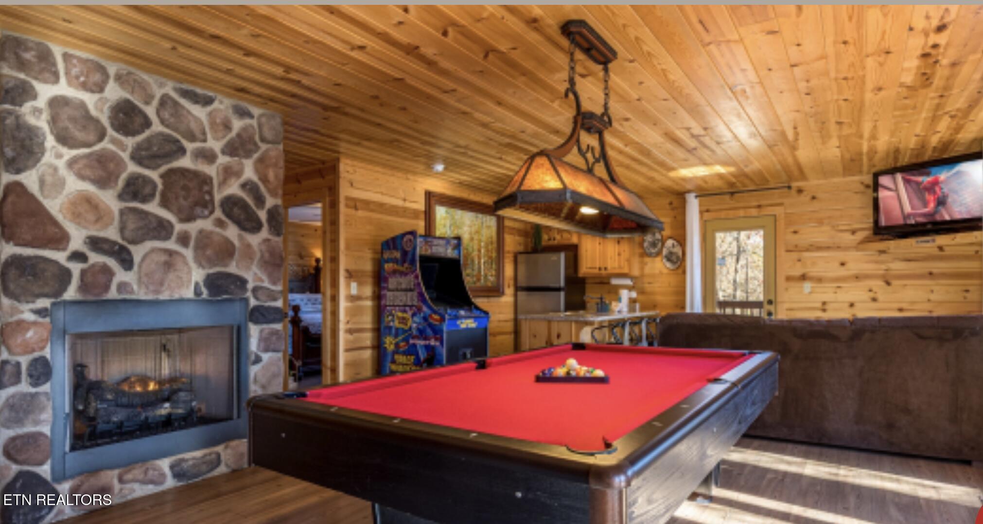 2440 Breezy Road Sevierville, TN 37876 - Photo 31 of 45 IMG-2573