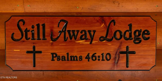 $899,900 | 2440 Breezy Road, Sevierville, TN 37876