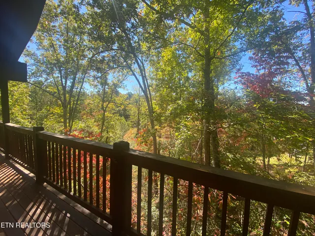 $899,900 | 2440 Breezy Road, Sevierville, TN 37876