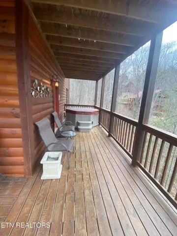 $899,900 | 2440 Breezy Road, Sevierville, TN 37876