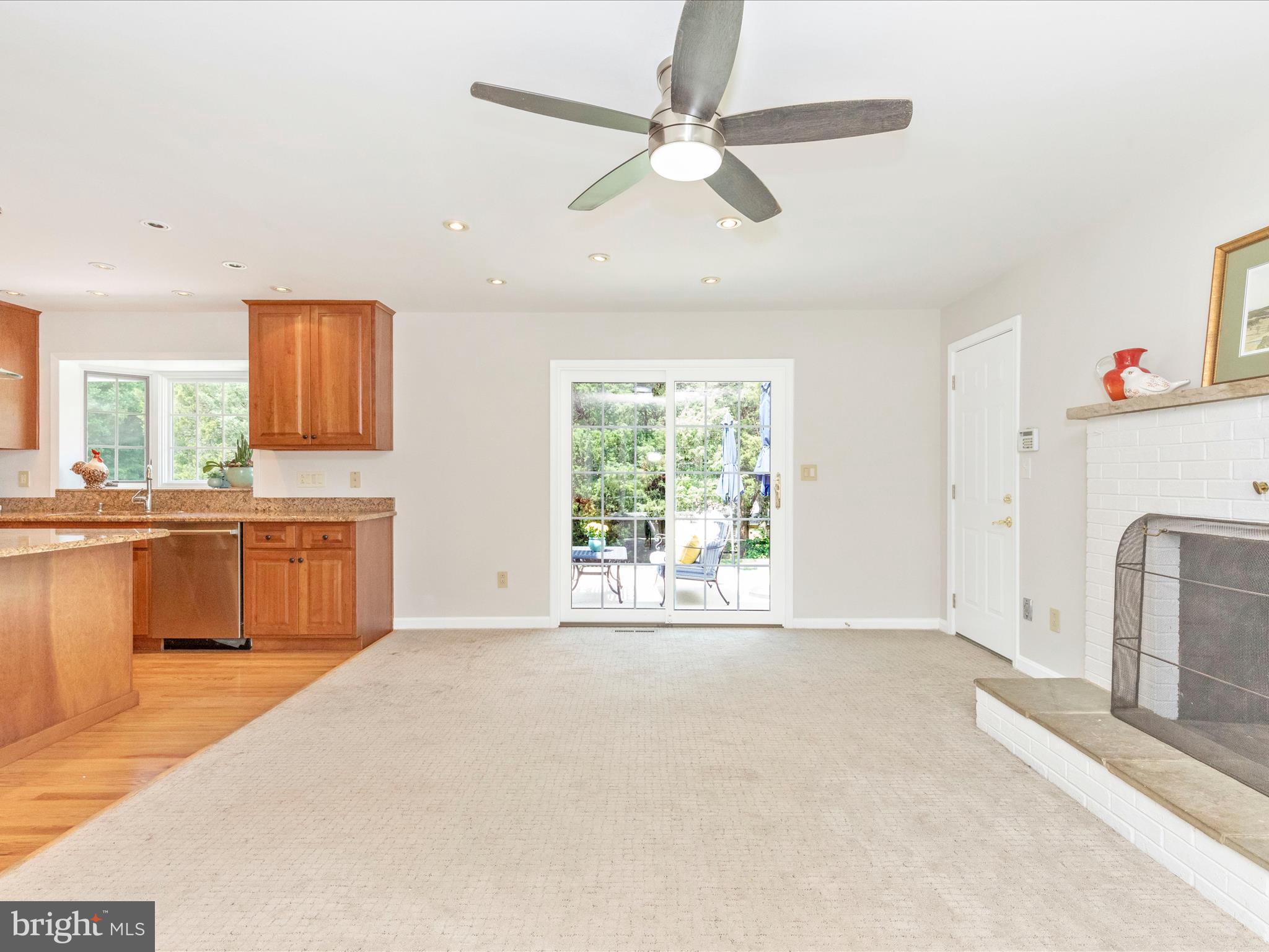 10929 Bellehaven Boulevard Damascus, MD 20872 - Photo 14 of 39 Sliding Door to Rear Yard