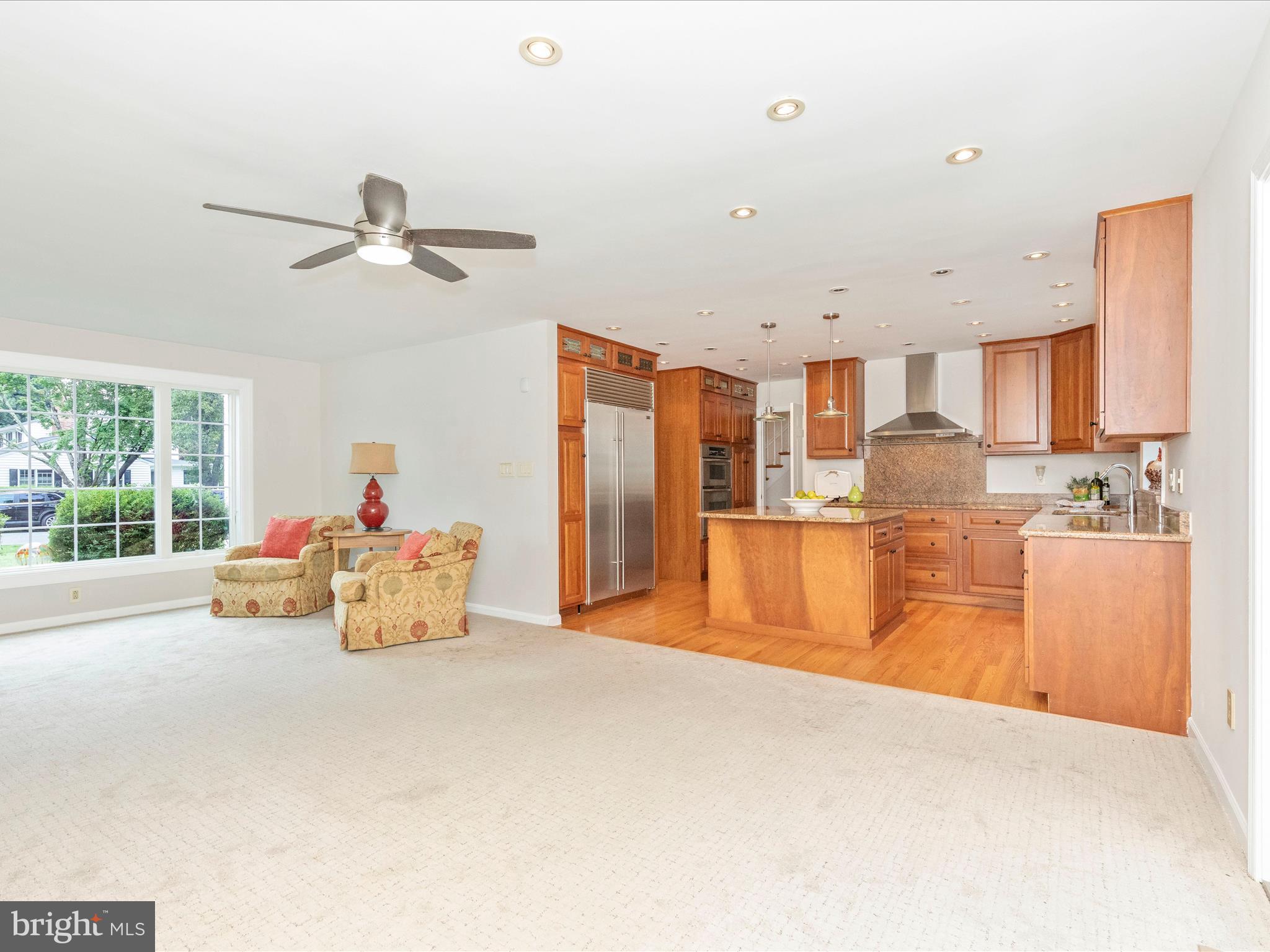 10929 Bellehaven Boulevard Damascus, MD 20872 - Photo 16 of 39 Family Room Adjoins Kitchen