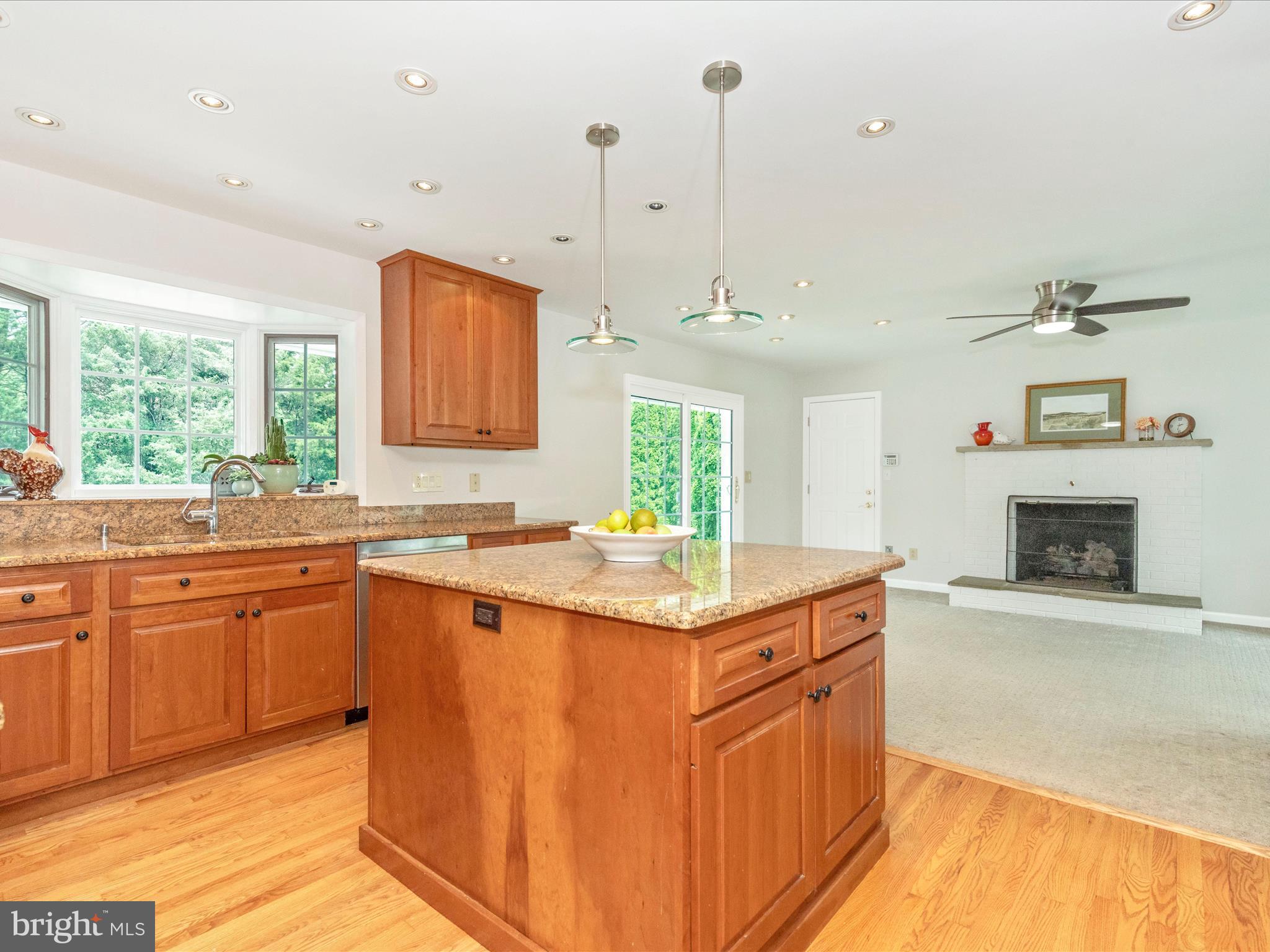 10929 Bellehaven Boulevard Damascus, MD 20872 - Photo 9 of 39 Center Island Kitchen
