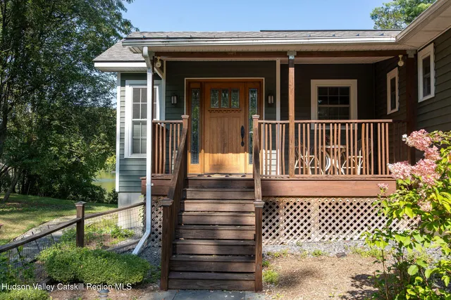 $645,000 | 1084 Lakeview Road, Copake, NY 12516