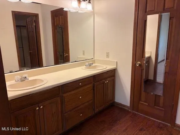 $242,000 | 126 Pine Hill, Forest, MS 39074