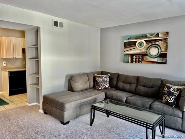 $1,300 | 5300 Cherry Creek S Drive, Unit 1412, Denver, CO 80246