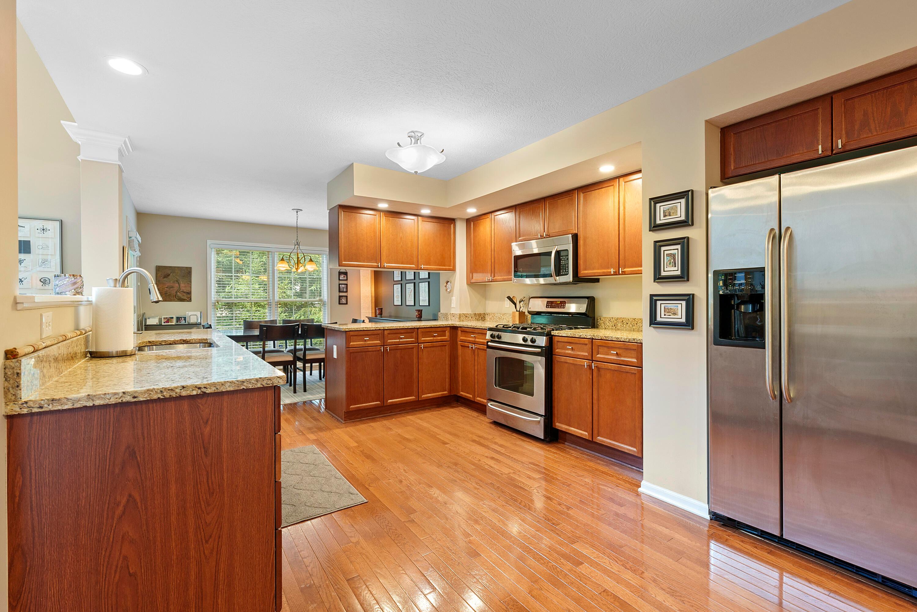 1213 Shagbark Road, Unit 21 Columbus, OH 43230 - Photo 13 of 44 DSC07684