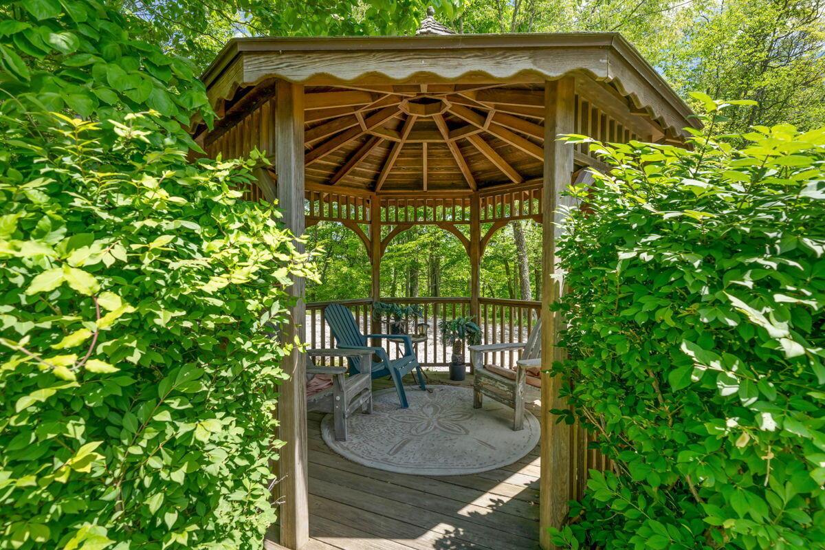 16472 Kreashbaum Road Rockbridge, OH 43149 - Photo 72 of 145 72-web-or-mls-DSC09733