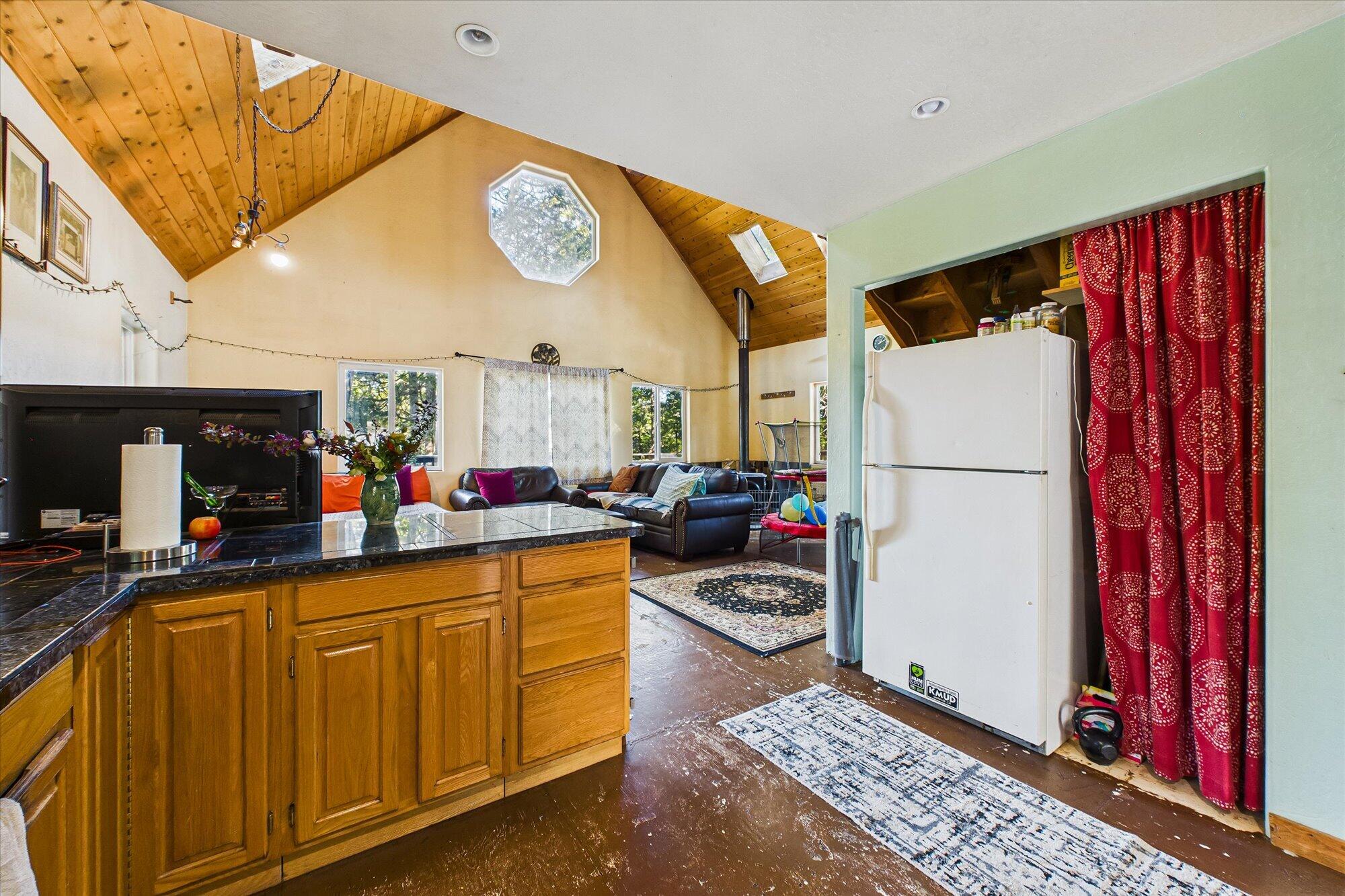 3826 Thomas Road Miranda, CA 95553 - Photo 55 of 81