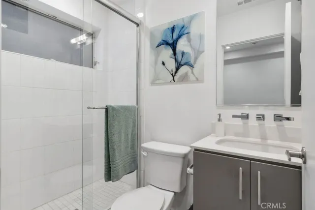 $1,100,000 | 2222 Strata Lane, Eagle Rock, CA 90041