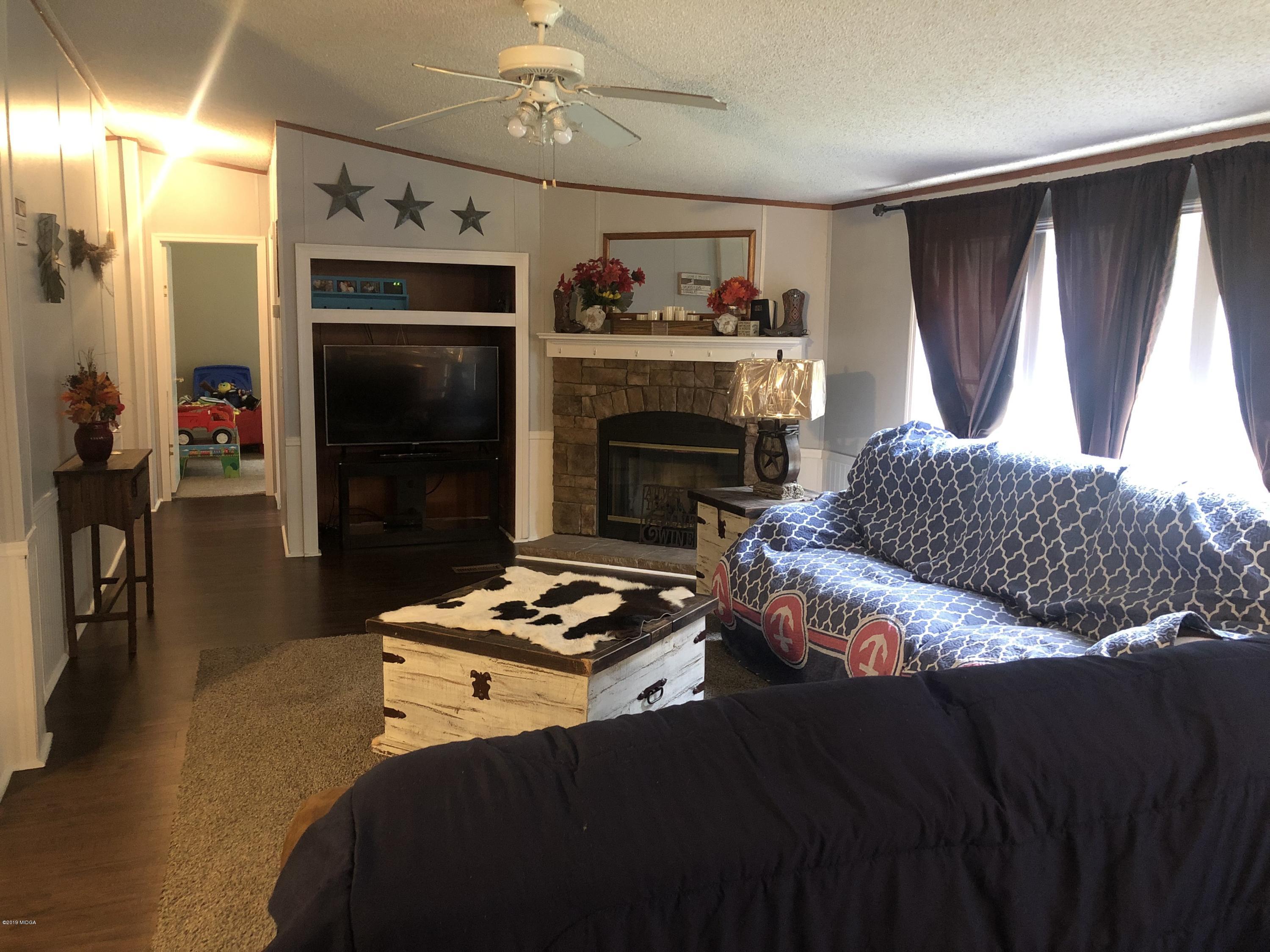 110 Old Colony Farm Road Gordon, GA 31031 - Photo 6 of 21 IMG_4149