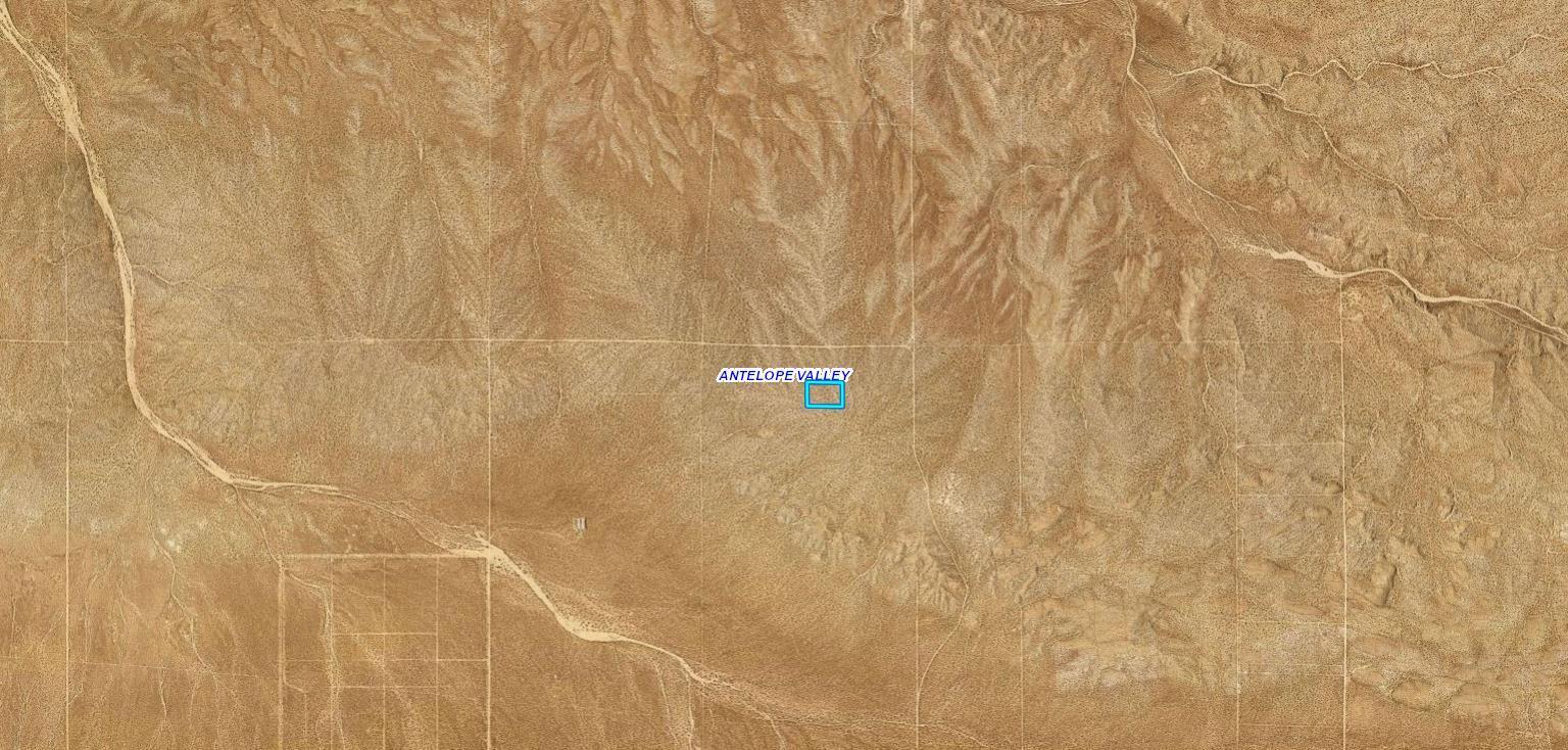 Ave B Lancaster Ca Lancaster, CA 93535 - Photo 5 of 7 a close up of a shower curtain